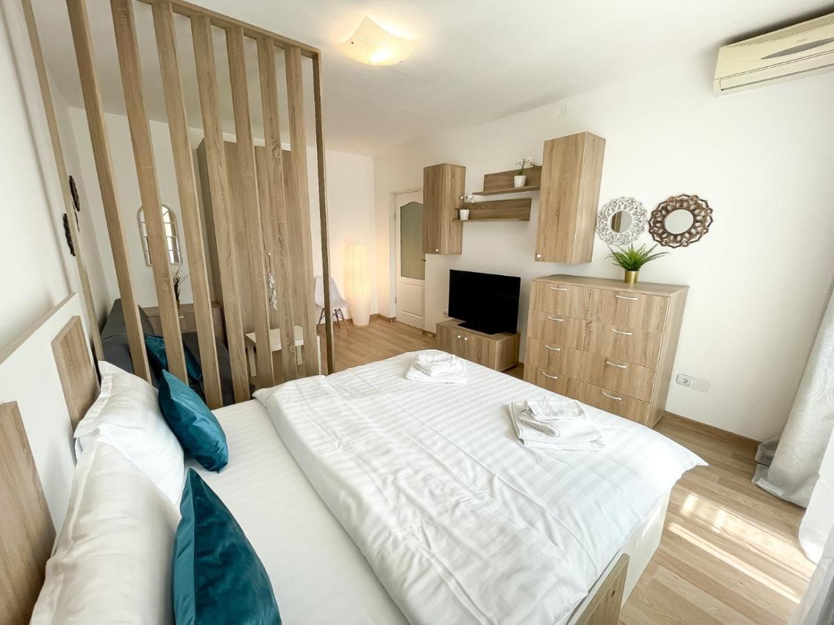 National Arena Apartament *